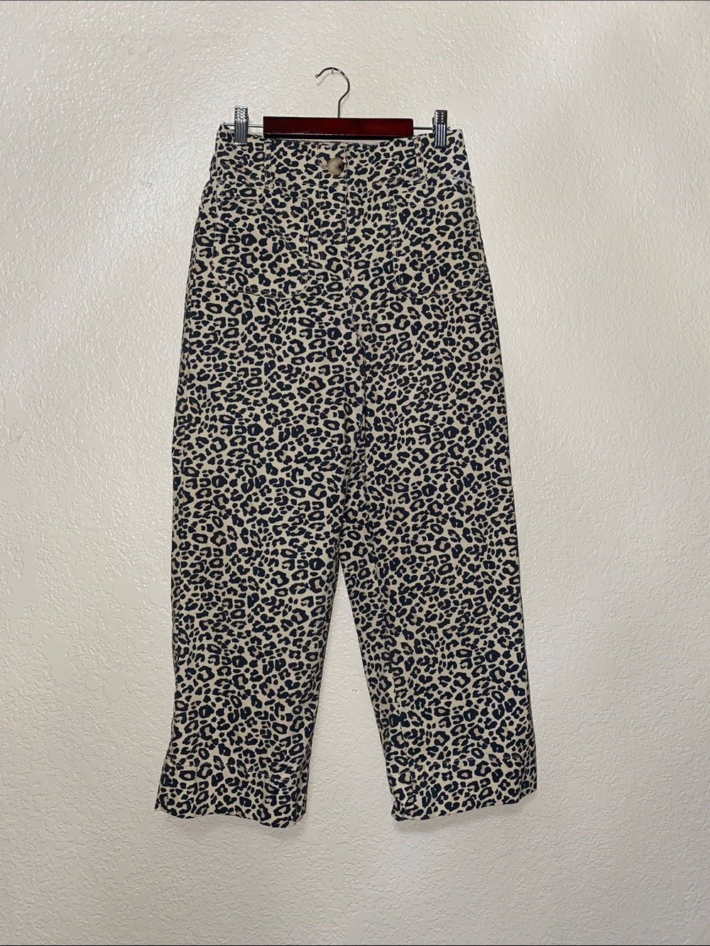 Leopard Print ankle pants
